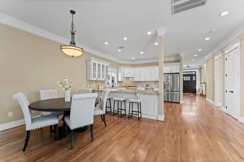 501 Cordell Street Houston TX 77009