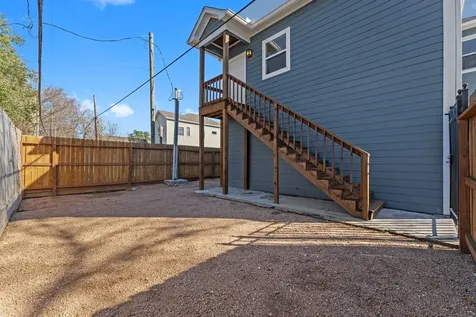 501 Cordell Street Houston TX 77009