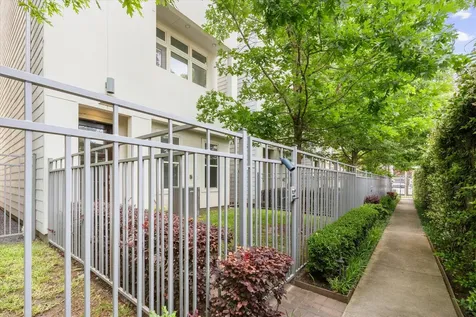 3115 Leeland Street Houston TX 77003
