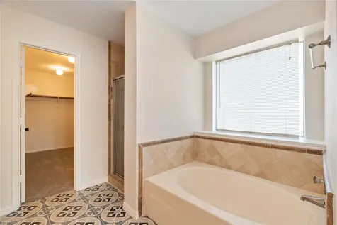 4527 Fox Run Street Pearland TX 77584