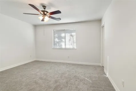 4527 Fox Run Street Pearland TX 77584