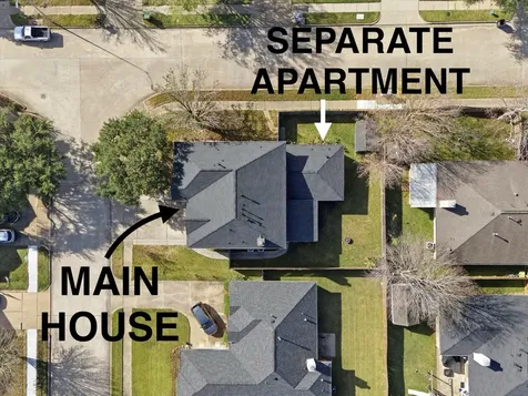 4527 Fox Run Street Pearland TX 77584