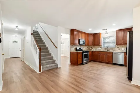 4527 Fox Run Street Pearland TX 77584