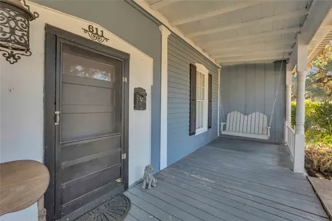 611 S Franklin Street La Grange TX 78945
