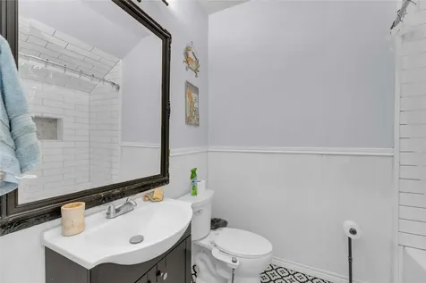 611 S Franklin Street La Grange TX 78945
