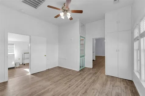 611 S Franklin Street La Grange TX 78945