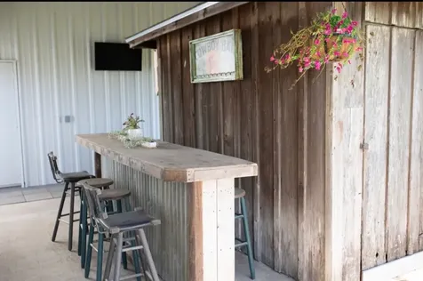 8652 State Highway 111 E Yoakum TX 77995