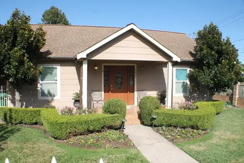 7833 Narcissus Street Houston TX 77012