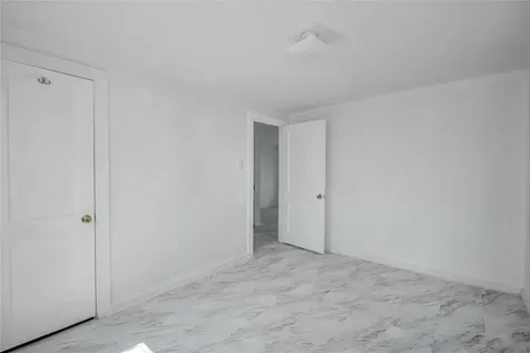 1131 W 2nd Street Freeport TX 77541