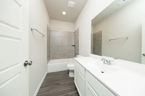 2035 Emerald Lake Trail Dayton TX 77535