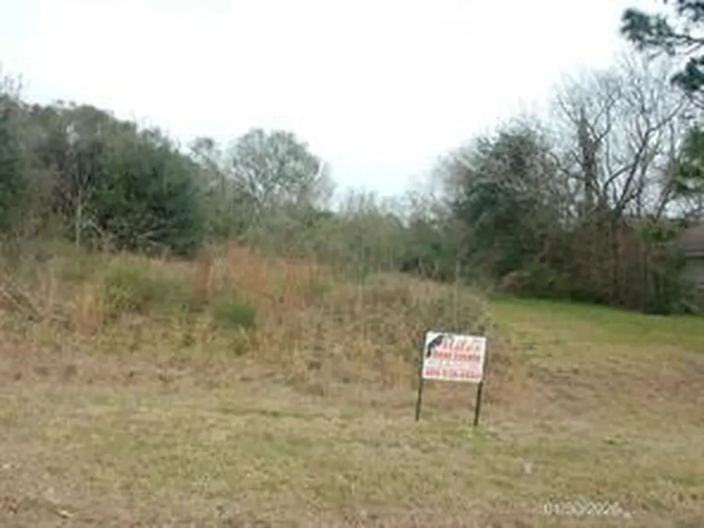 000 Mills Road Hitchcock TX 77563