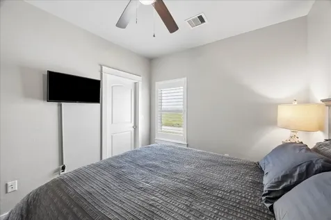 3811 Kiva Road Galveston TX 77554