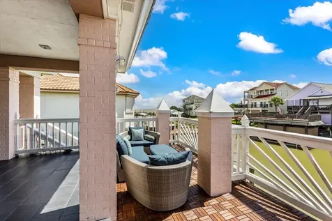 123 Port Street San Leon TX 77539