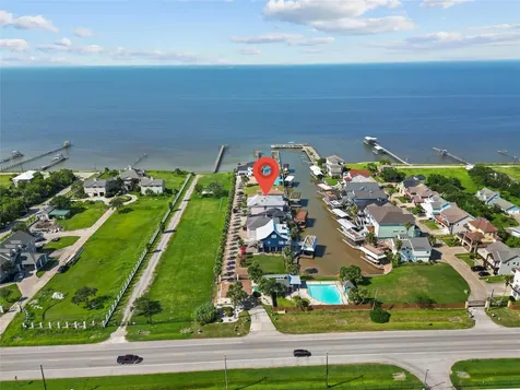 123 Port Street San Leon TX 77539