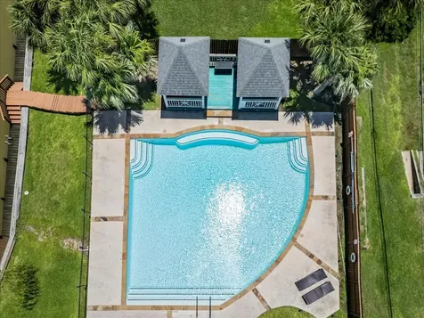 123 Port Street San Leon TX 77539
