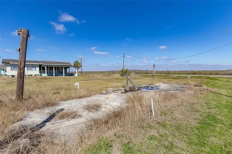 8080 Highway 457 Sargent TX 77414