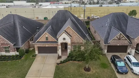 5423 Mason Mountain Lane Houston TX 77059