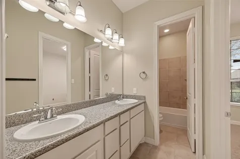5423 Mason Mountain Lane Houston TX 77059