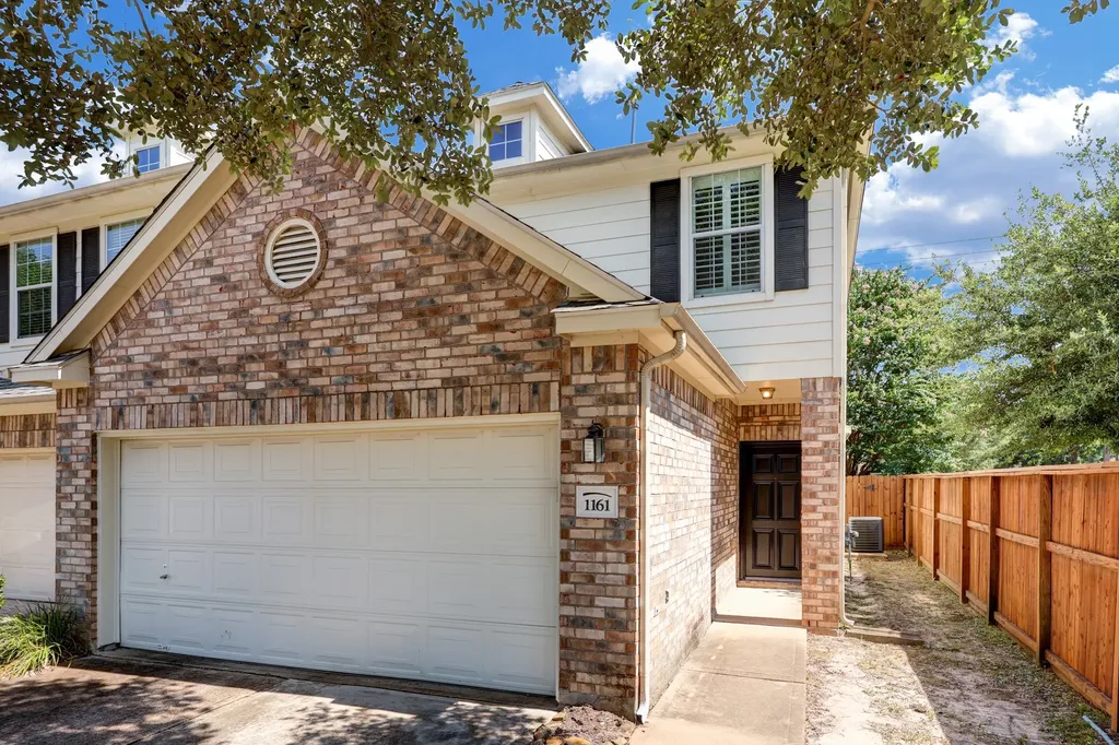 1161 Eden Park Lane Houston TX 77018