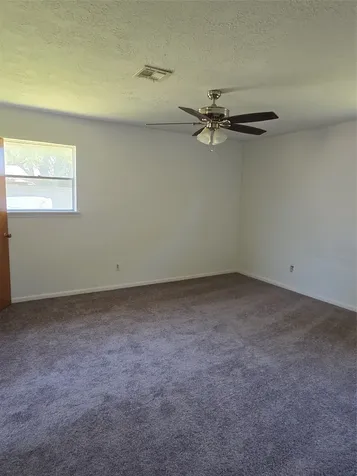 1045 Vine Drive Angleton TX 77515