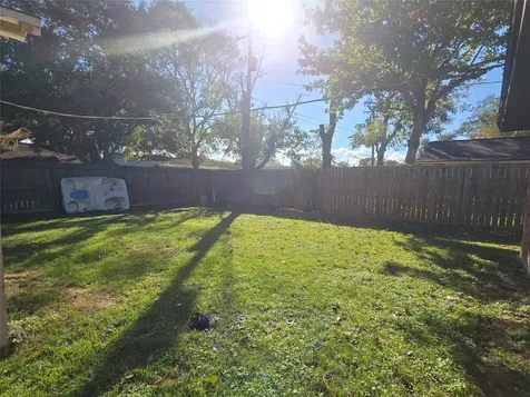 1045 Vine Drive Angleton TX 77515