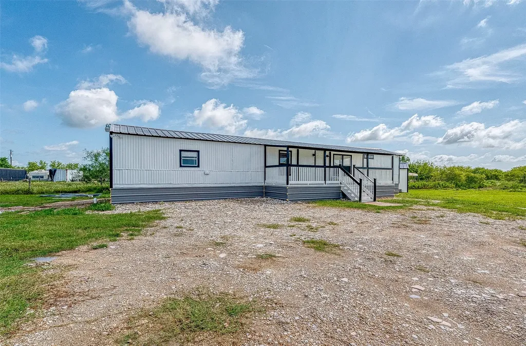 8240 Bullard Road Brookshire TX 77423