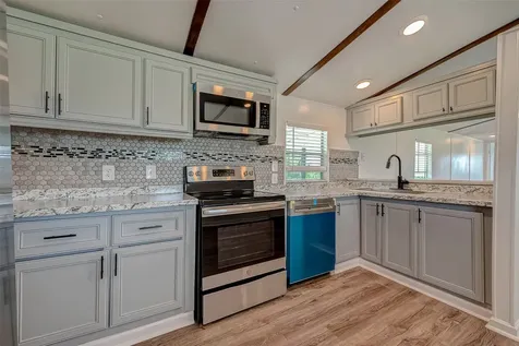 8240 Bullard Road Brookshire TX 77423
