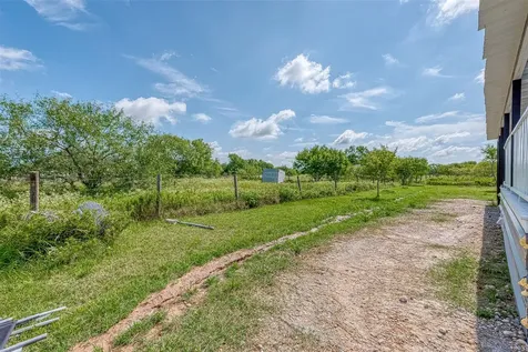8240 Bullard Road Brookshire TX 77423