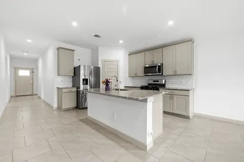 4903 Pine Haven Lane Fresno TX 77545
