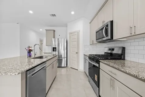 4903 Pine Haven Lane Fresno TX 77545