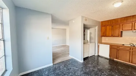 111 S Drew Avenue 8 Livingston TX 77351