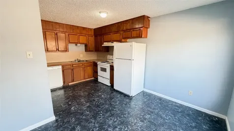 111 S Drew Avenue 8 Livingston TX 77351