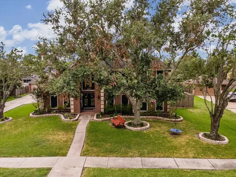 2402 Sarasota Drive Friendswood TX 77546