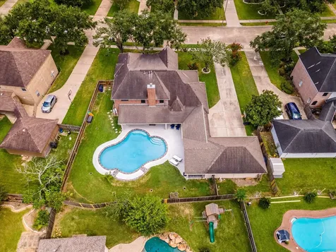 2402 Sarasota Drive Friendswood TX 77546