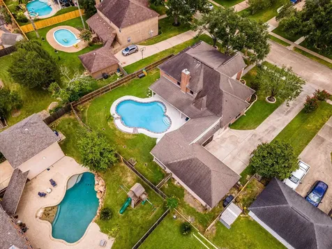 2402 Sarasota Drive Friendswood TX 77546