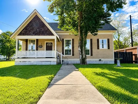 322 N Resident Wharton TX 77488