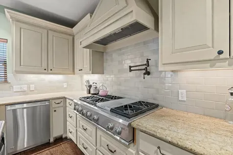 1106 W 18th Street A Houston TX 77008