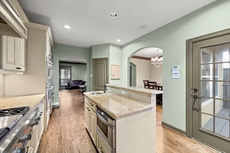 1106 W 18th Street A Houston TX 77008