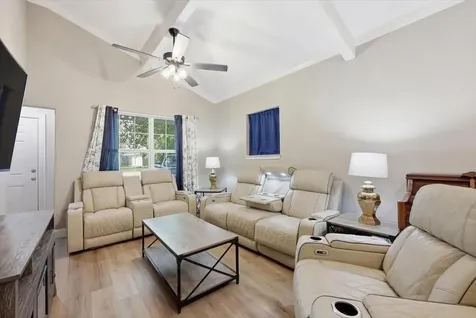 2323 Avenue A Nederland TX 77627