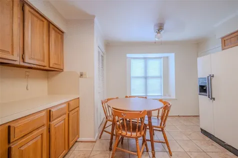 1513 Crestmont Street Wharton TX 77488