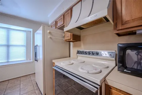 1513 Crestmont Street Wharton TX 77488