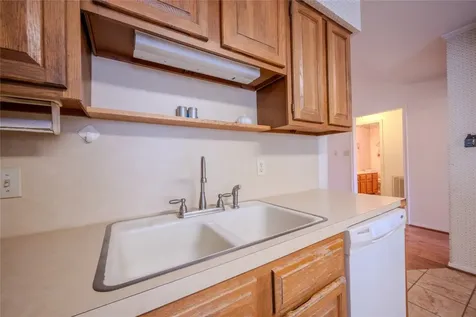 1513 Crestmont Street Wharton TX 77488