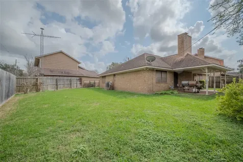 1513 Crestmont Street Wharton TX 77488