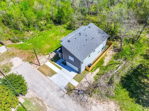 6814 Champion Lane Houston TX 77091