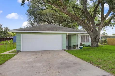2337 Pearland Avenue Pearland TX 77581