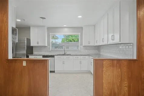 2337 Pearland Avenue Pearland TX 77581