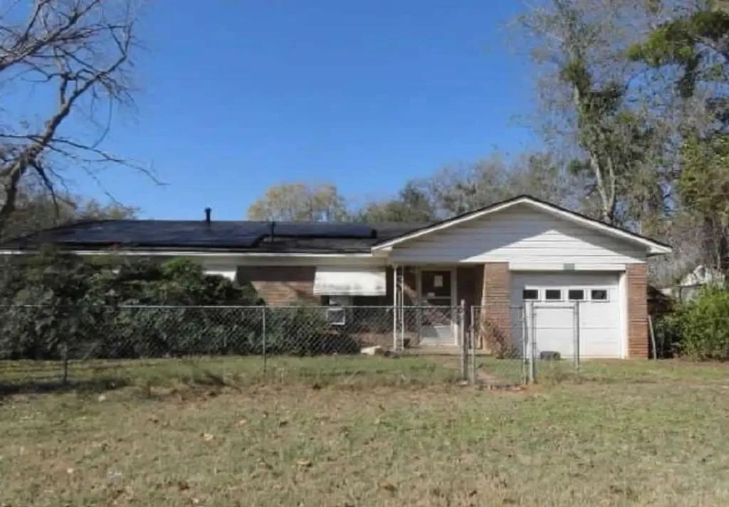 224 S Caddo Street Lipan TX 76462