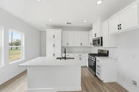 524 N 4th Street La Porte TX 77571