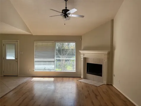 3526 Glenhill Drive Pearland TX 77584