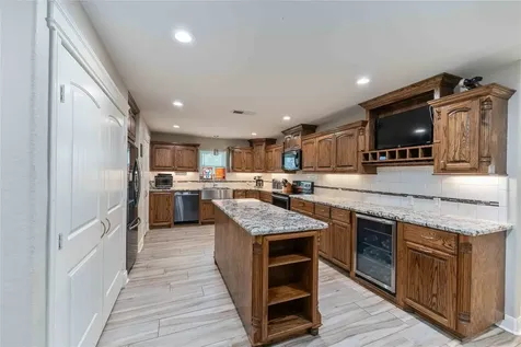 6814 Avenue O Santa Fe TX 77510